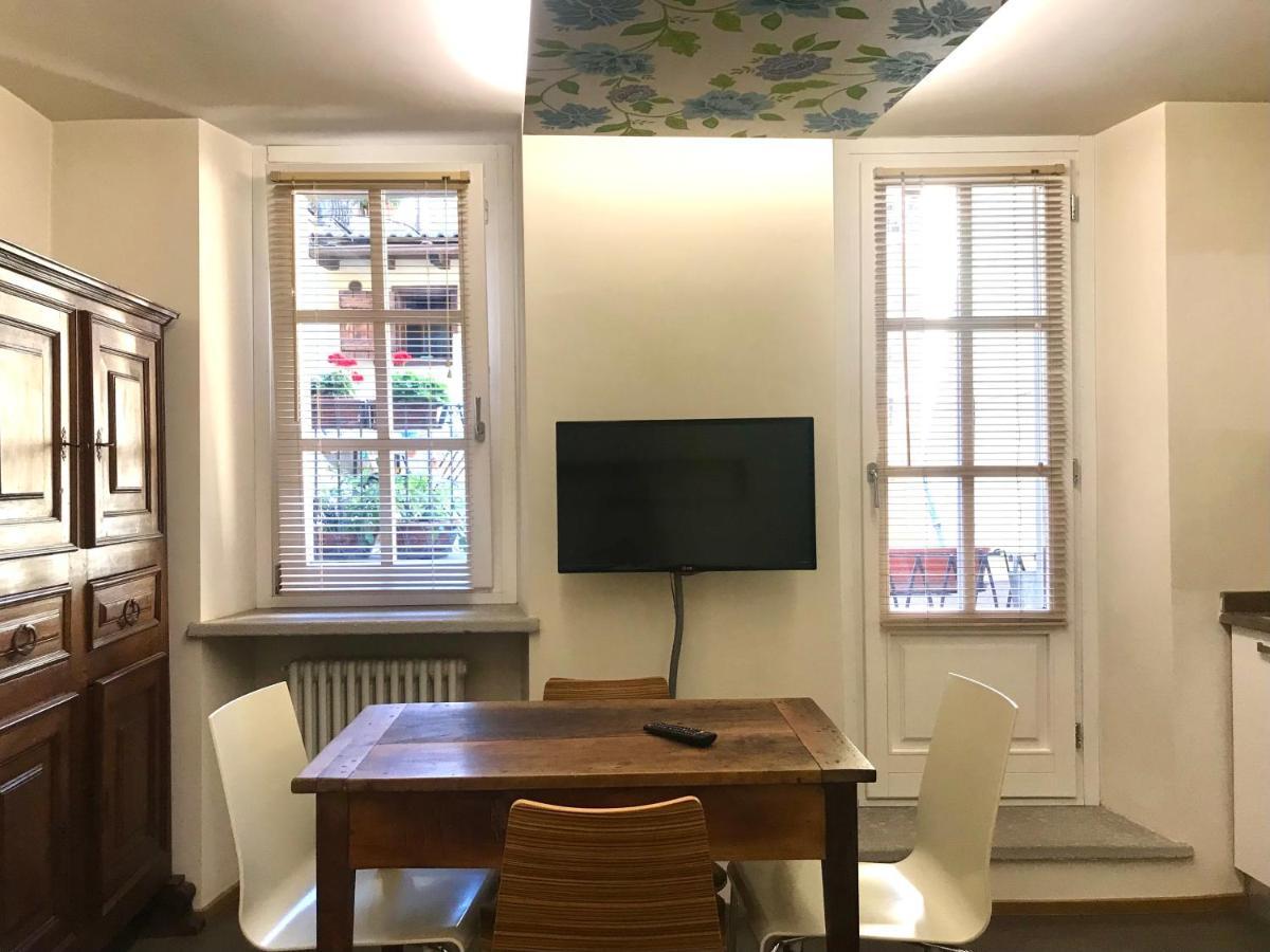 Aymon De Challant Appartement อาออสตา ภายนอก รูปภาพ