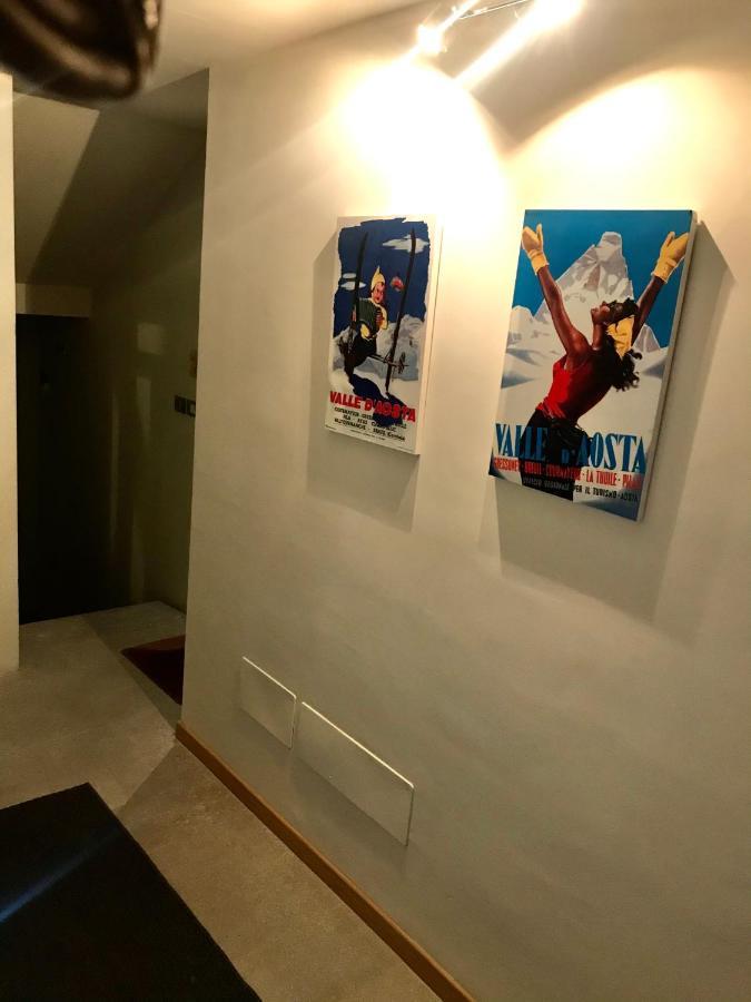 Aymon De Challant Appartement อาออสตา ภายนอก รูปภาพ